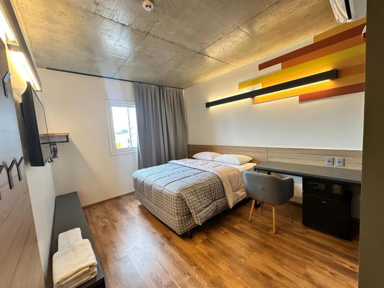 Hotel 10 Соррізу Екстер'єр фото